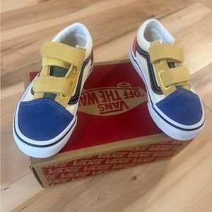 Vans Kids' Old Skool V Velcro Sneakers